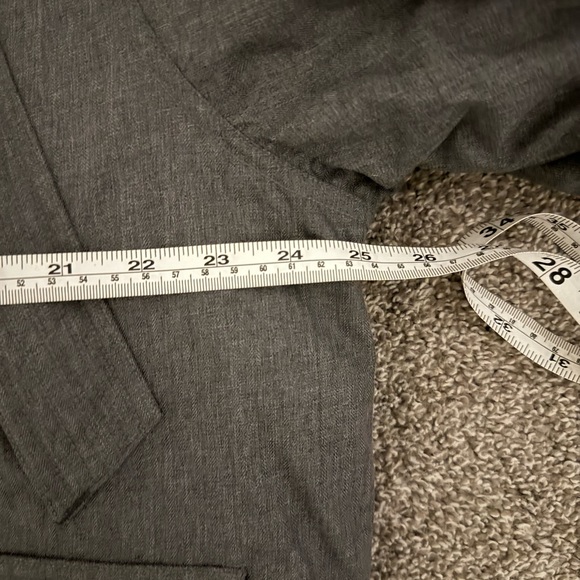 Eddie Bauer Men's Superior Down Parka, grey size large (L) - Picture 12 of 16